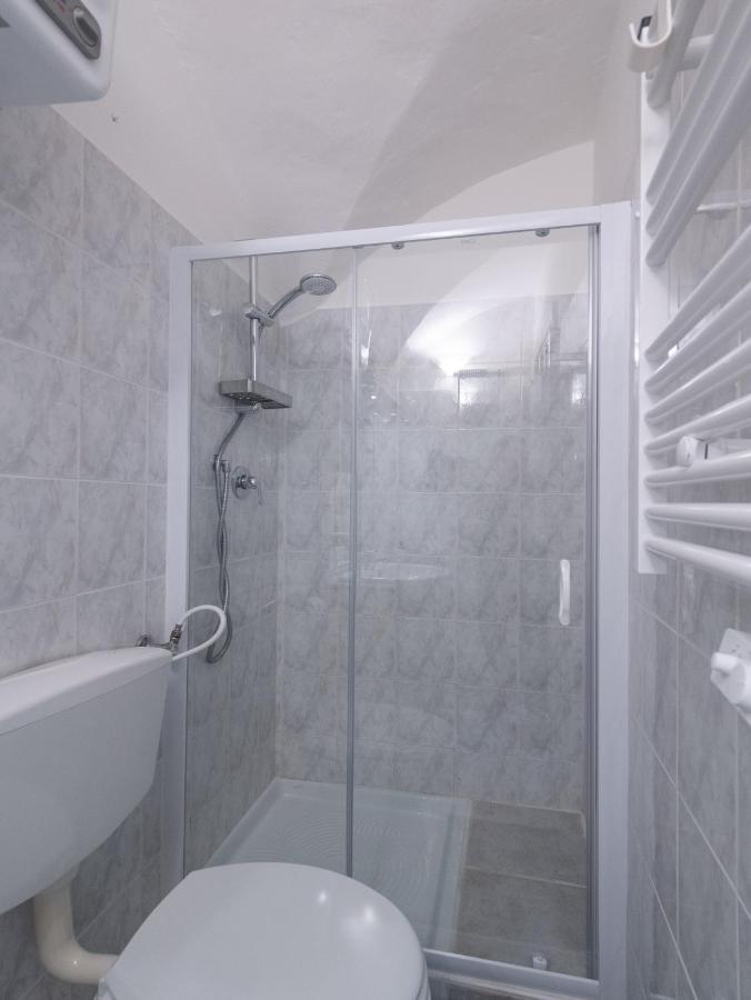 Апартаменти Casa Iryna П'єтра-Лігуре Екстер'єр фото